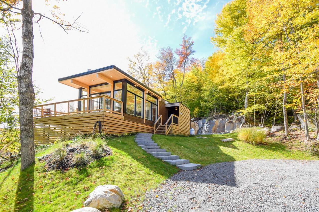 Modern Chalet With Mountain And Lake View By Reserver.Ca Sainte-Adèle Exterior foto